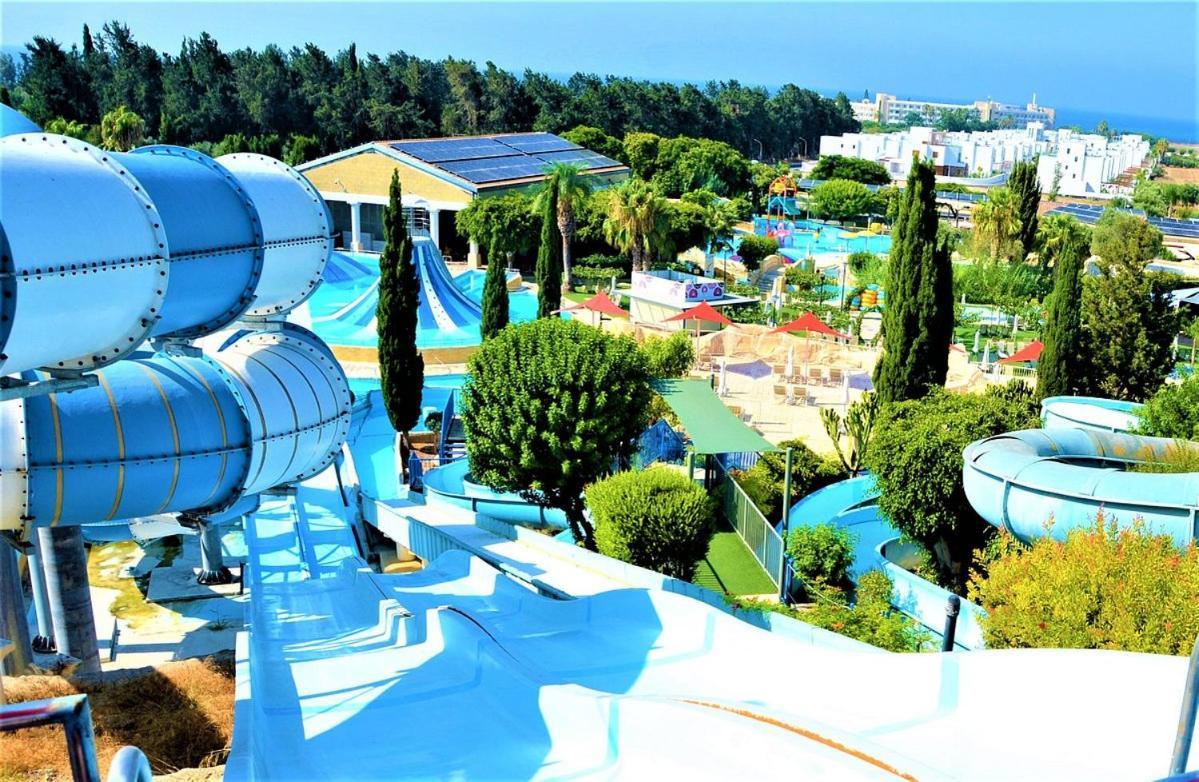 King'S Palace Apartment Paphos ภายนอก รูปภาพ